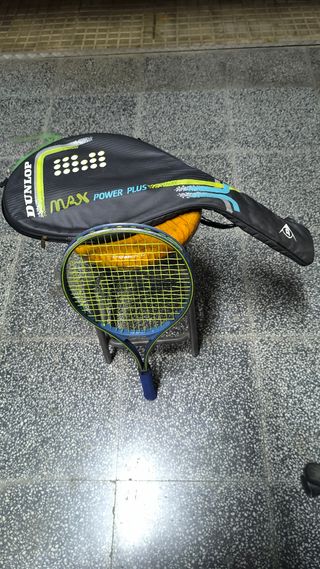 Raqueta de frontón.