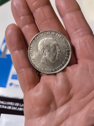 MONEDA 100 PESETAS PLATA 1966