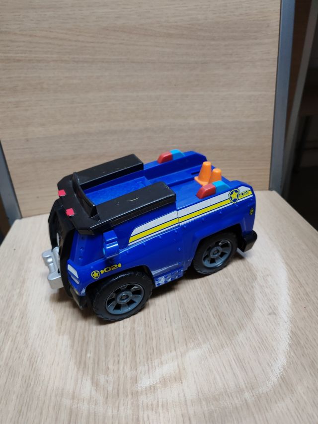 Coche patrulla canina