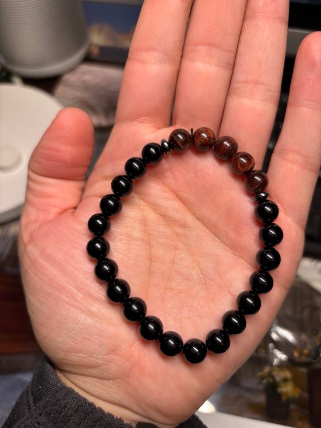 Pulsera hombre bolas negras y marrón