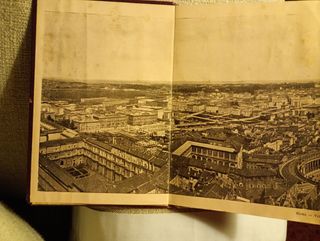 Libro souvenirs de Roma.