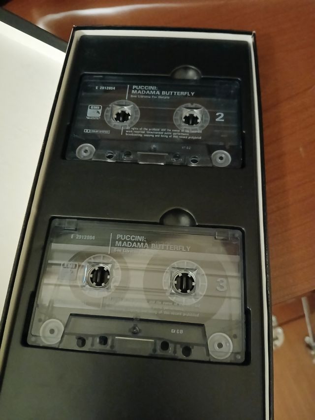 Musicassette di musica lirica 