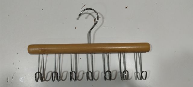 Percha múltiples ganchos