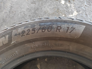 neumático Michelin 225/60R17, año 2022. y_890