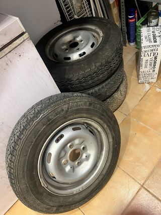 Llantas Nissan Vanette 1985 a 1994