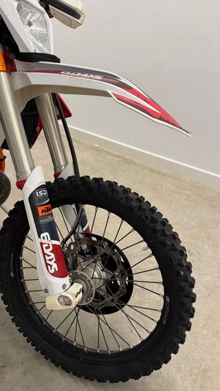 Ktm 450 six days 2023