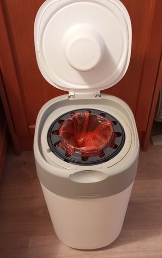Papelera de pañales