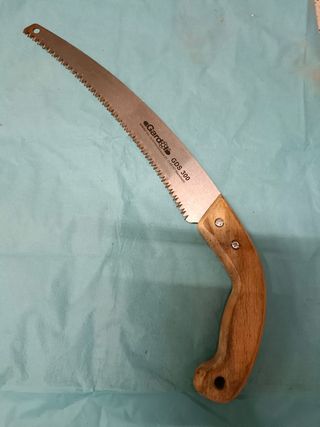 Serrucho curvo y recto