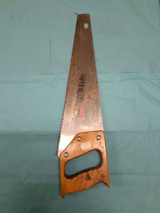 Serrucho curvo y recto