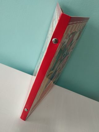 Album o libro de recetas Tom y Jerry .