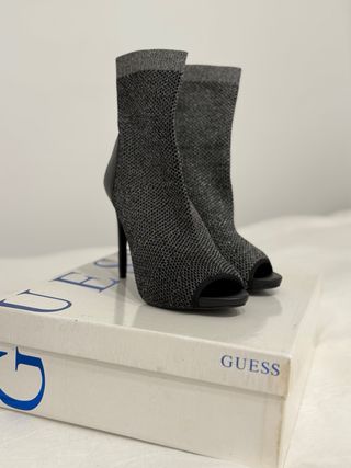 Botin Guess nuevo