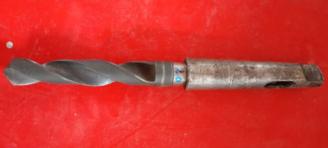 Brocas de distintos diámetros 