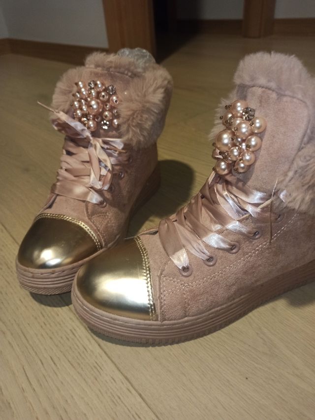 Botines zapatillas rosas con pelo del 40
