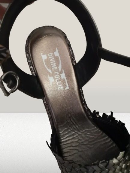 Zeppe in vera pelle divine follie