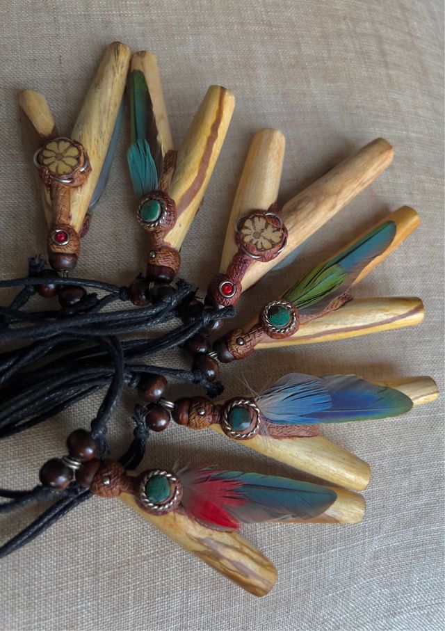 Kuripe palosanto caapi y plumas