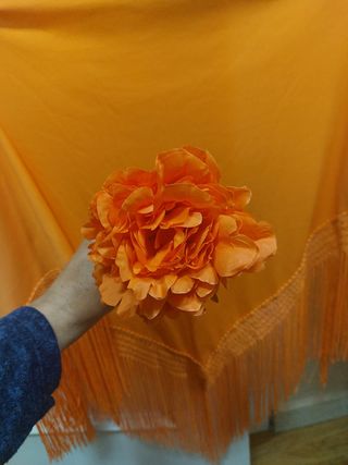 Flores y complementos flamenca