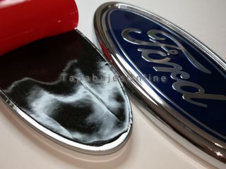 EMBLEMA CLASICO FORD LOGOTIPO DELANTERO TRASERO