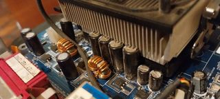 Placa madre AGP 8x DDR 400, ATI 9250