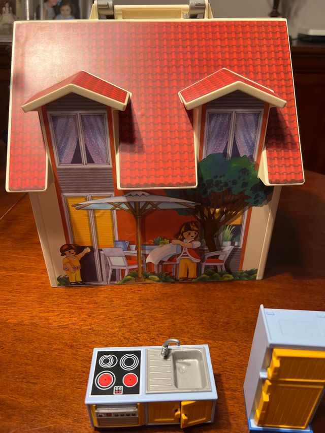 CASA MALETIN PLAYMOBIL