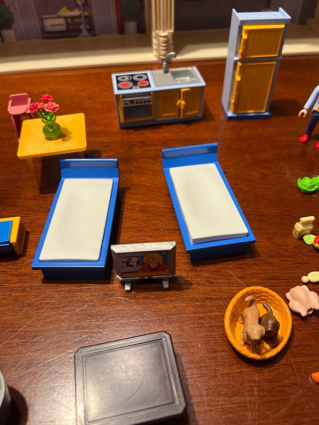 CASA MALETIN PLAYMOBIL