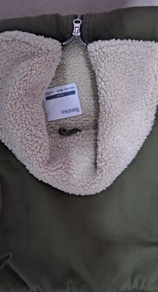 Chaqueta bomber kakhi Bershka