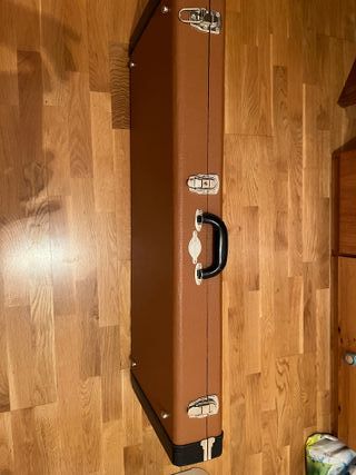 Guitarra Taylor SolidBody Standard