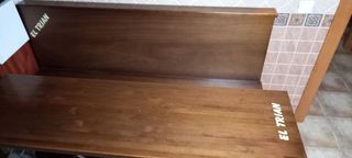 Panche in legno con tavolo