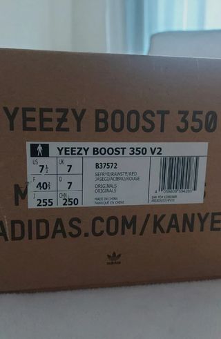 Adidas yeeze boost 350 v2