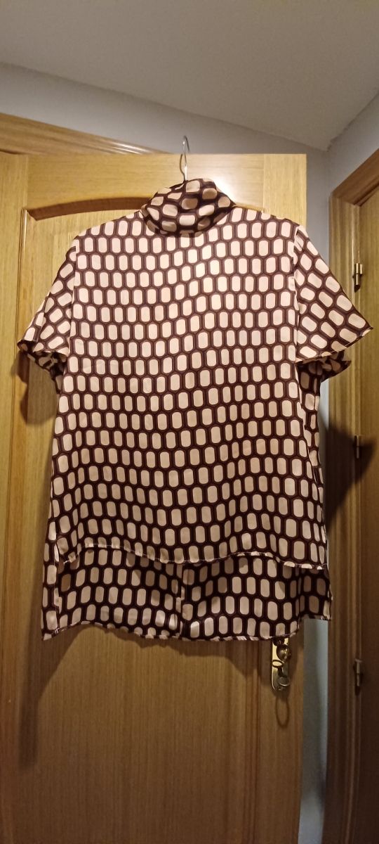 Camisa cuadros geométricos