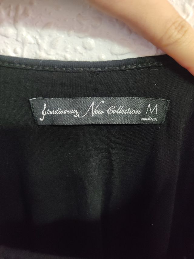 Vestido negro lentejuelas Stradivarius