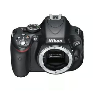 Cámara Reflex Nikon con objetivo