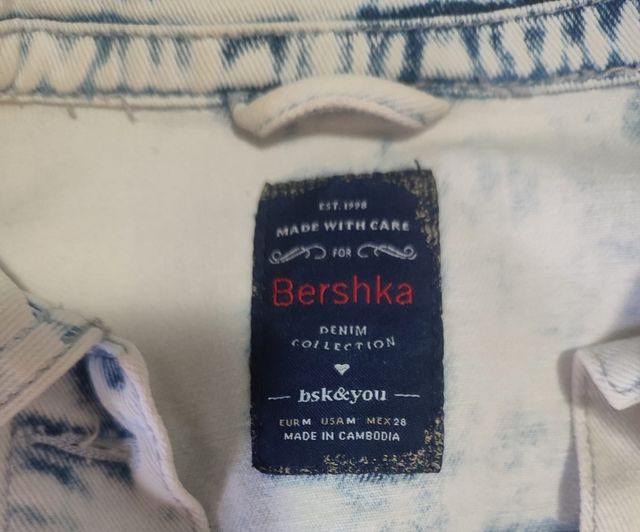 Chaqueta vaquera Bershka