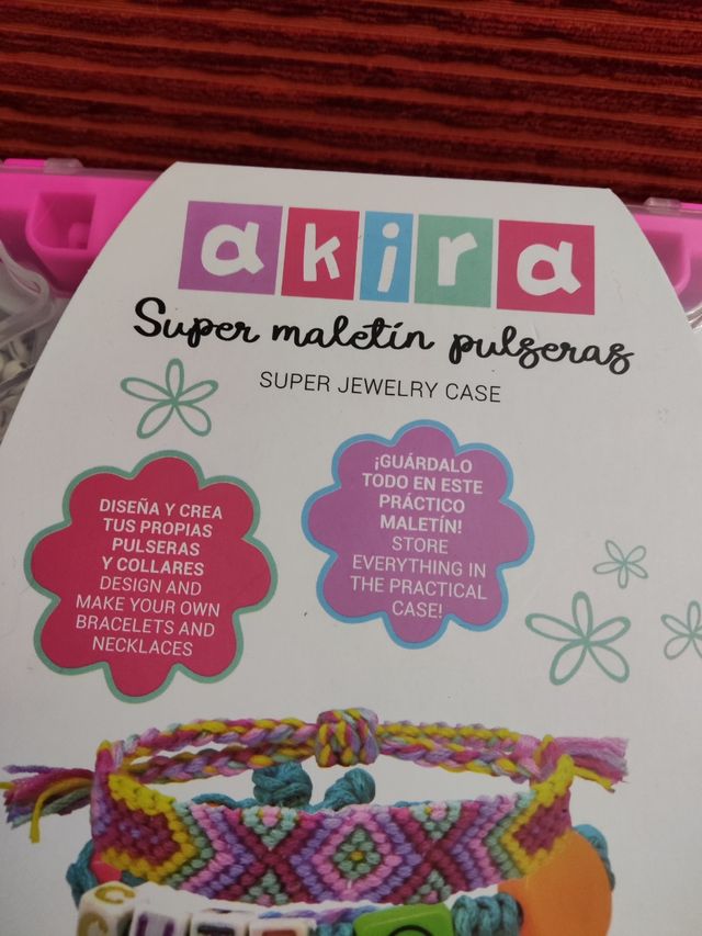 Supermaletin de pulseras nuevo