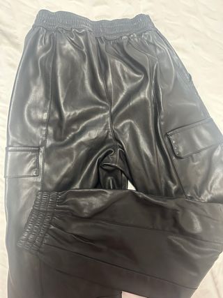 Pantalon cargo cuero