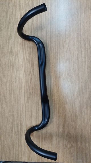 NUEVO. MANILLAR DE BICI CARRETERA-GRAVEL  DE 420MM