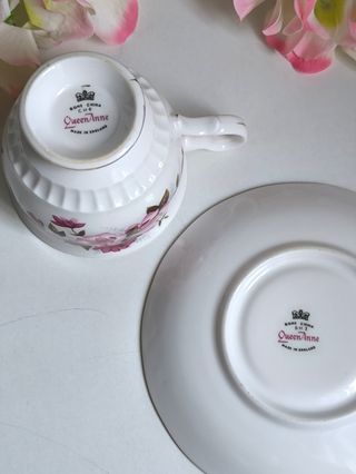 Preciosa taza y platillo porcelana inglesa