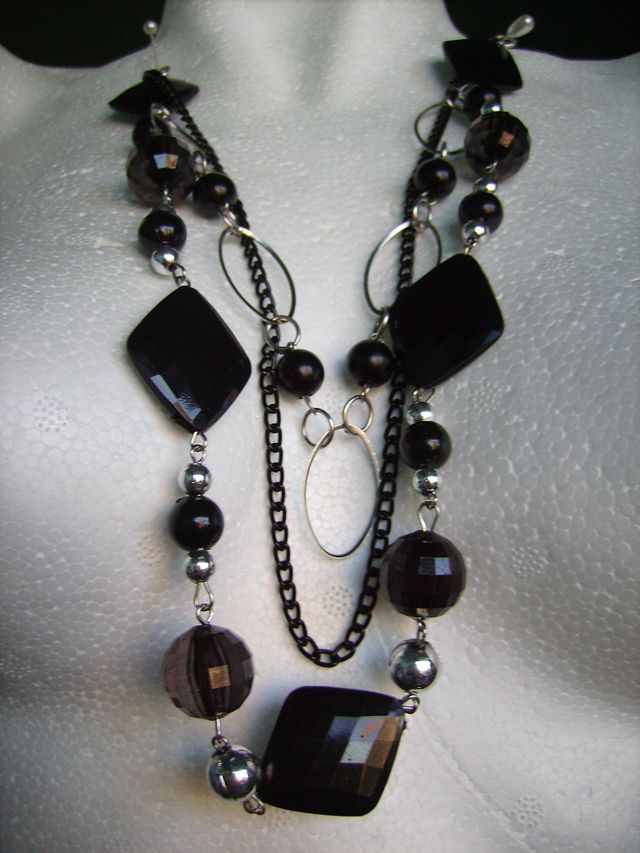 collar elegante y sensual