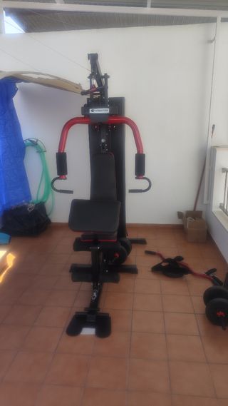 Multiestacionde hasta 75kg más tablet por 140 euro