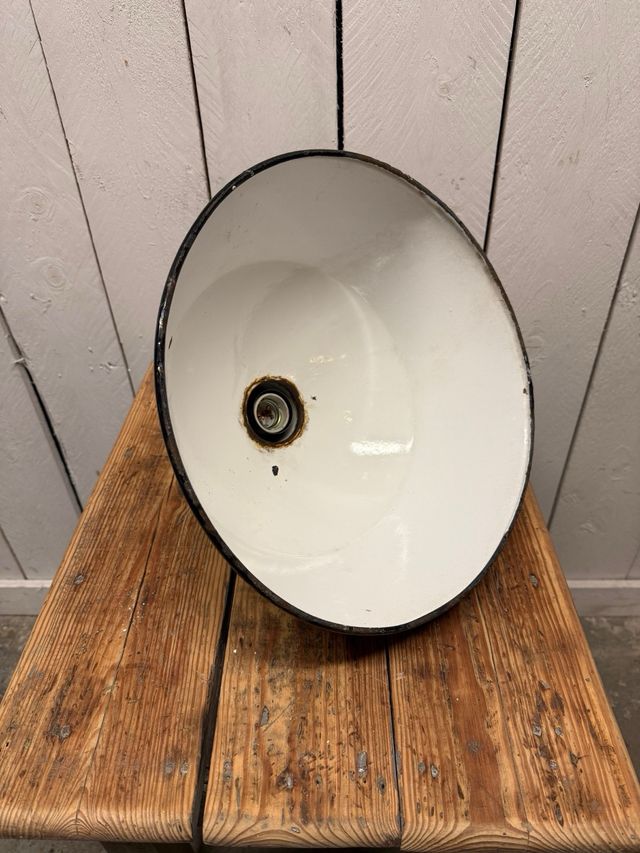 Candeeiro esmalte preto vintage