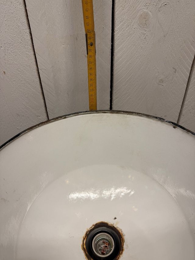 Candeeiro esmalte preto vintage