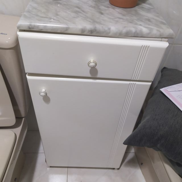 MUEBLE BAÑO MADERA Y MARMOL