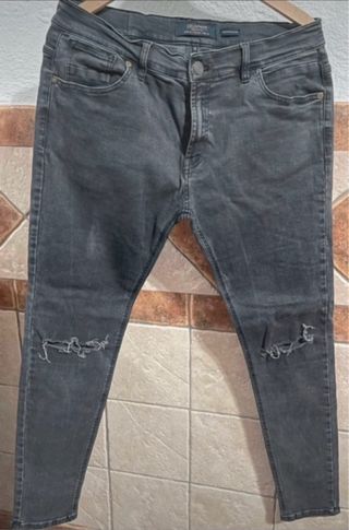 Pantalon vaquero hombre negro
