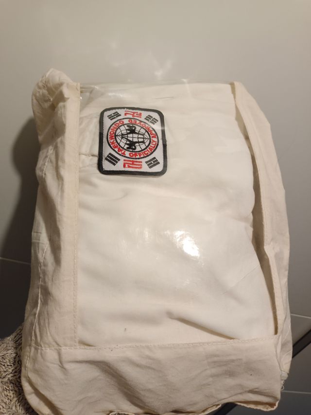 Kimono taekwondo decatlhon 170cm nuevo !!!