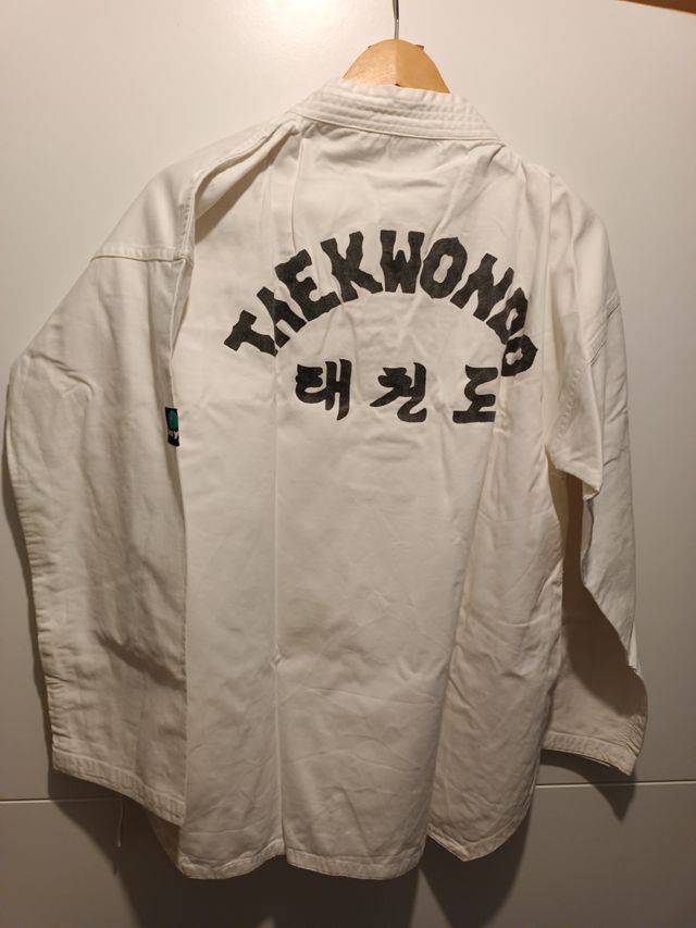 Kimono taekwondo decatlhon 170cm nuevo !!!