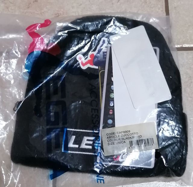 Cappello Zuccotto nero marca Legea