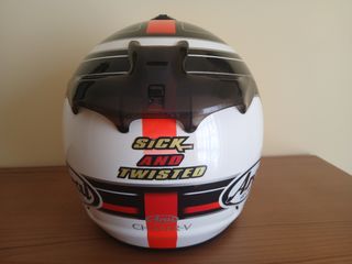Capacete Arai Chaser-V Launch