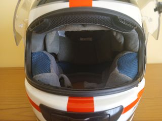 Capacete Arai Chaser-V Launch