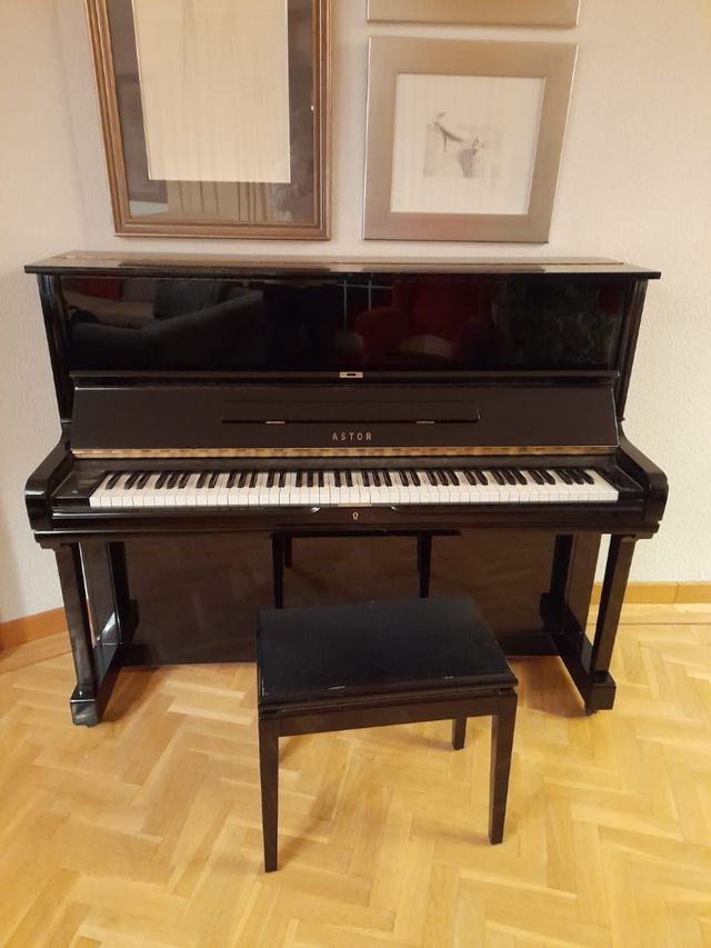 Piano de pared