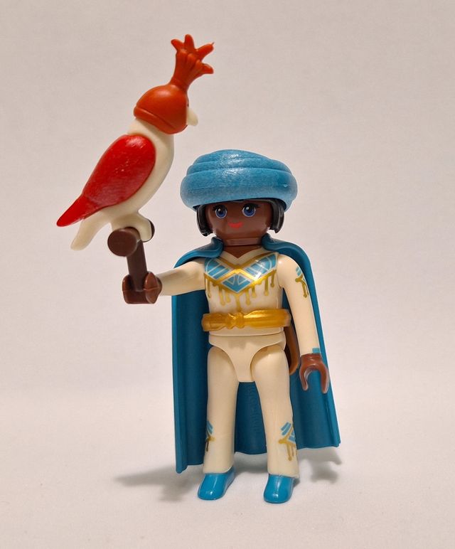 Playmobil Sobres Serie 24 Chica Cetrera con Halcon