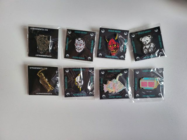 Pin Estaño | Strike Gently